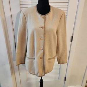Geiger Cream Long Sleeves Wool Cardigan with wooden buttons Sz 42. Vintage